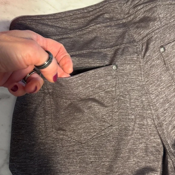 Athleta Cargo Joggers Brown/Burgundy sz M - Picture 11 of 12